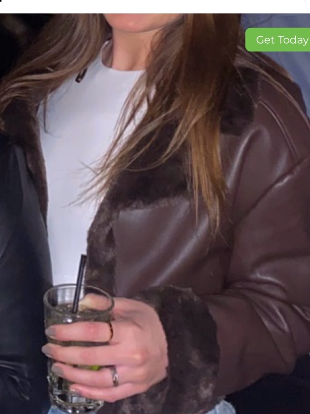 River Island Cropped Brown Faux-Leather Shearling Jacket - Picture 2 of 2